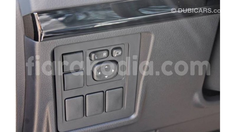 Big with watermark toyota prado diana import dubai 5784