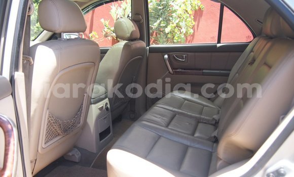 Acheter Occasion Voiture Kia Sorento Gris à Antananarivo, Analamanga Acheter Occasion Voiture Kia Sorento Gris à Antananarivo, Analamanga