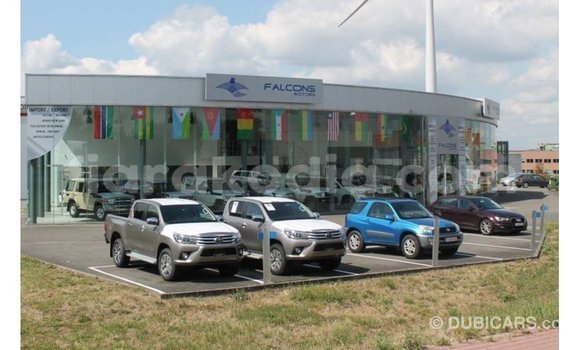 Acheter Import Voiture Toyota Prado Noir à Import - Dubai, Diana Acheter Import Voiture Toyota Prado Noir à Import - Dubai, Diana