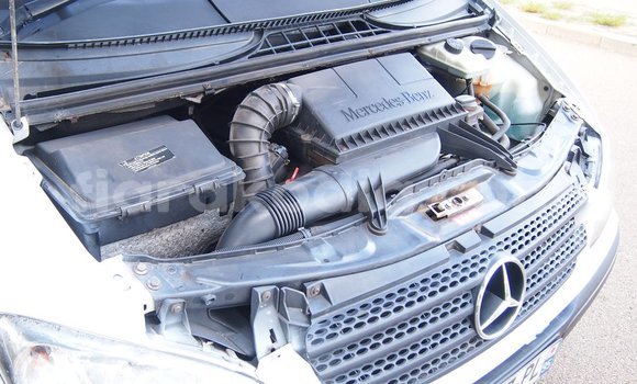Acheter Occasion Utilitaire Mercedes‒Benz Vito Blanc à Antananarivo, Analamanga Acheter Occasion Utilitaire Mercedes‒Benz Vito Blanc à Antananarivo, Analamanga