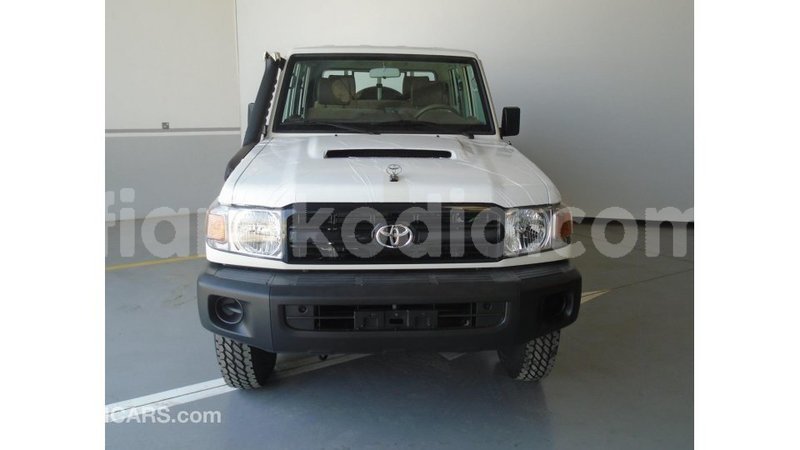 Big with watermark toyota land cruiser diana import dubai 5800