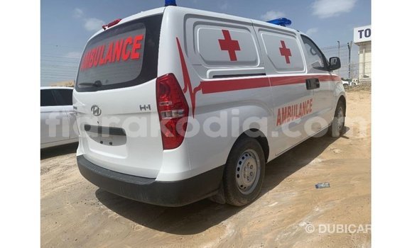 Hividy Hyundai Accent fotsy Car in Import - Dubai in Diana Hividy Hyundai Accent fotsy Car in Import - Dubai in Diana