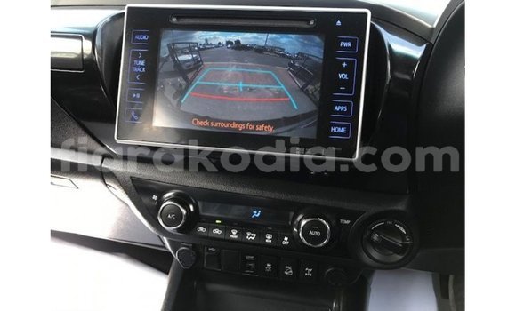 Acheter Import Voiture Toyota Hilux Autre à Import - Dubai, Diana Acheter Import Voiture Toyota Hilux Autre à Import - Dubai, Diana