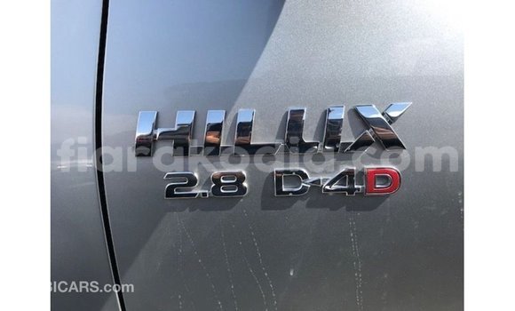 Acheter Import Voiture Toyota Hilux Autre à Import - Dubai, Diana Acheter Import Voiture Toyota Hilux Autre à Import - Dubai, Diana
