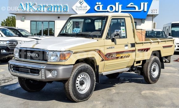 Acheter Import Voiture Toyota Land Cruiser Beige à Import - Dubai, Diana Acheter Import Voiture Toyota Land Cruiser Beige à Import - Dubai, Diana