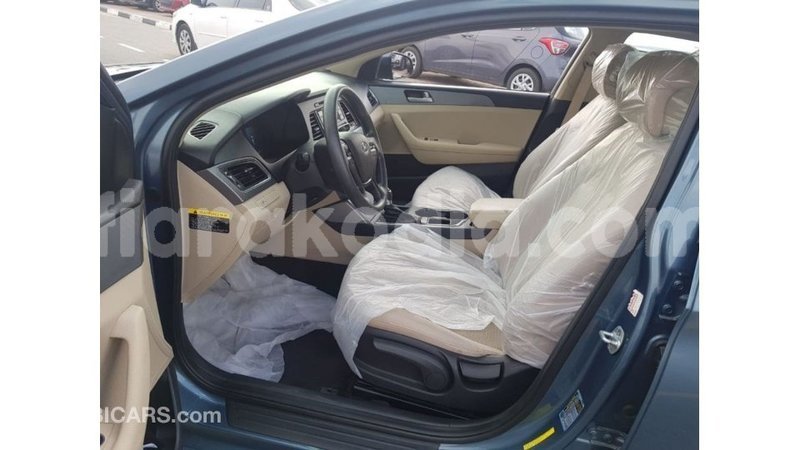 Big with watermark hyundai sonata diana import dubai 5813