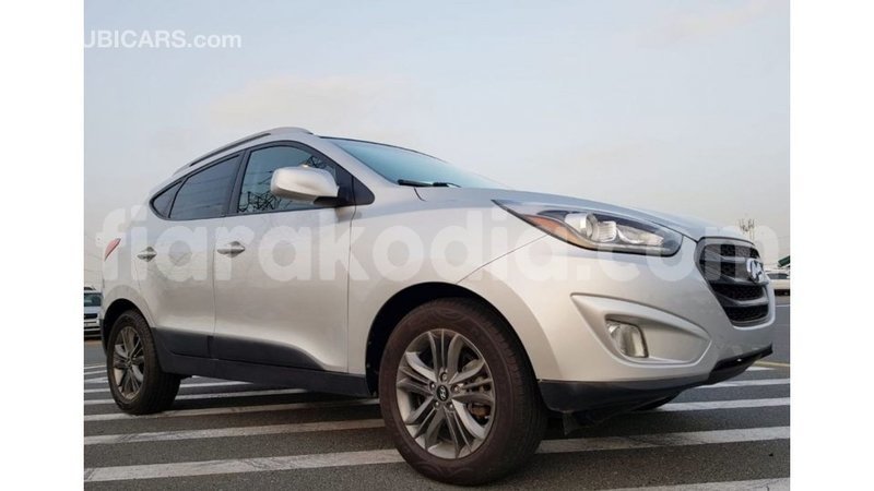 Big with watermark hyundai tucson diana import dubai 5816