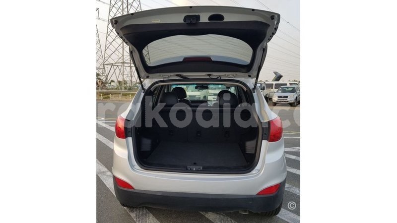 Big with watermark hyundai tucson diana import dubai 5816