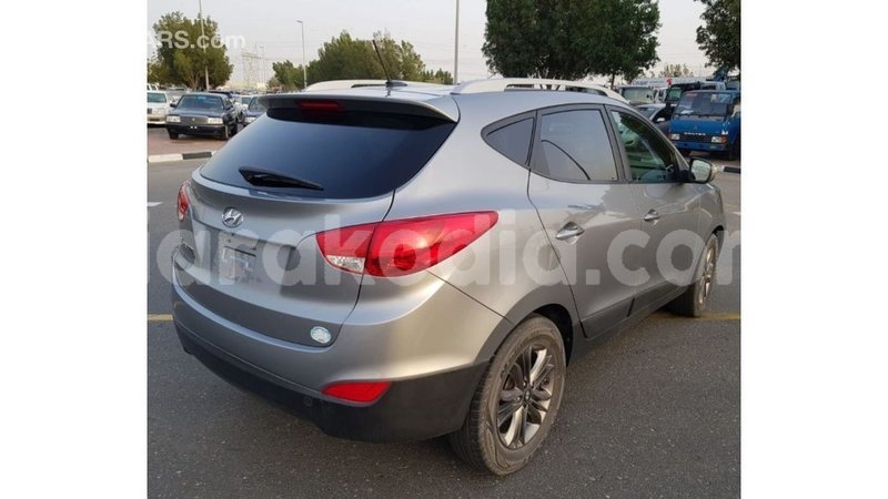 Big with watermark hyundai tucson diana import dubai 5817