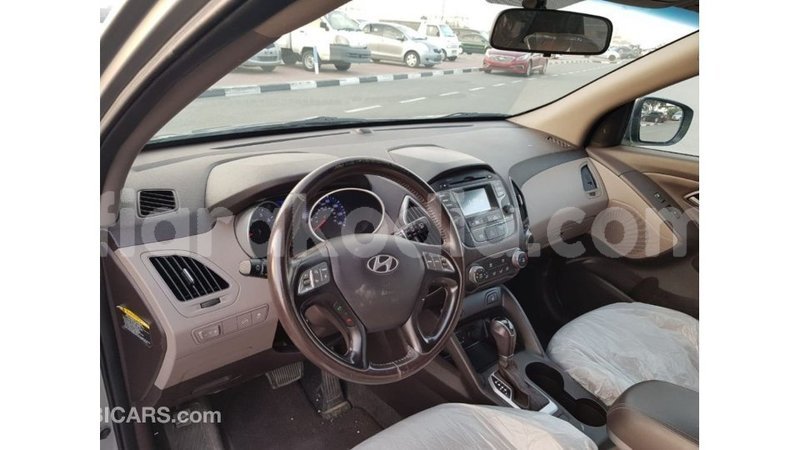 Big with watermark hyundai tucson diana import dubai 5817