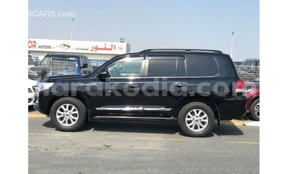 Acheter Import Voiture Toyota Land Cruiser Noir à Import - Dubai, Diana Acheter Import Voiture Toyota Land Cruiser Noir à Import - Dubai, Diana