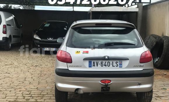 Hividy Peugeot 206 Silver Car in Antananarivo in Analamanga Hividy Peugeot 206 Silver Car in Antananarivo in Analamanga