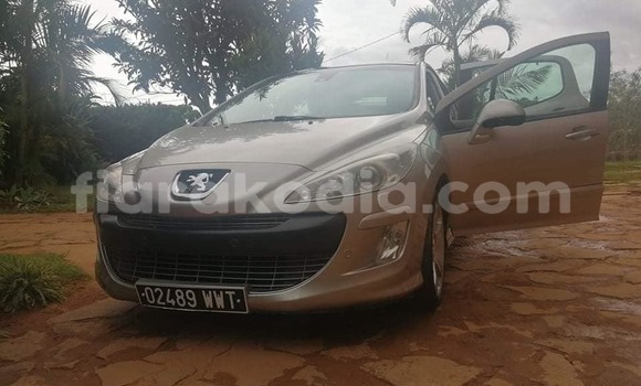 Hividy Peugeot 308 Silver Car in Antananarivo in Analamanga Hividy Peugeot 308 Silver Car in Antananarivo in Analamanga