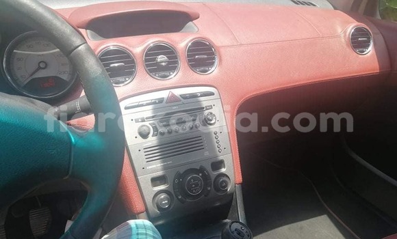 Hividy Peugeot 308 Silver Car in Antananarivo in Analamanga Hividy Peugeot 308 Silver Car in Antananarivo in Analamanga