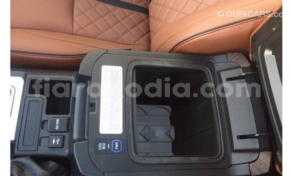 Hividy Toyota Prado Black Car in Import - Dubai in Diana Hividy Toyota Prado Black Car in Import - Dubai in Diana