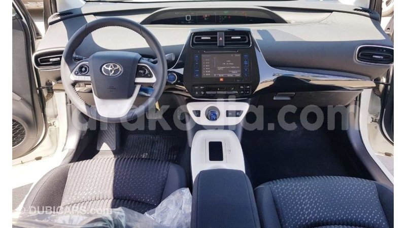 Big with watermark toyota prius diana import dubai 5844