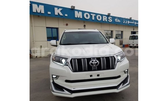 Hividy Toyota Prado fotsy Car in Import - Dubai in Diana Hividy Toyota Prado fotsy Car in Import - Dubai in Diana