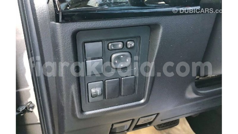 Big with watermark toyota prado diana import dubai 5851