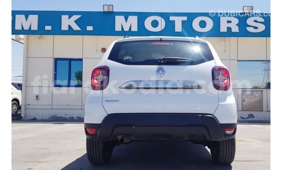 Hividy Renault 19 fotsy Car in Import - Dubai in Diana Hividy Renault 19 fotsy Car in Import - Dubai in Diana