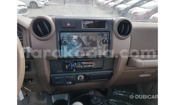 Hividy Toyota Land Cruiser beige Car in Import - Dubai in Diana Hividy Toyota Land Cruiser beige Car in Import - Dubai in Diana