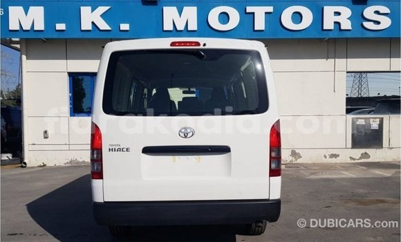 Hividy Toyota Hiace fotsy Car in Import - Dubai in Diana Hividy Toyota Hiace fotsy Car in Import - Dubai in Diana