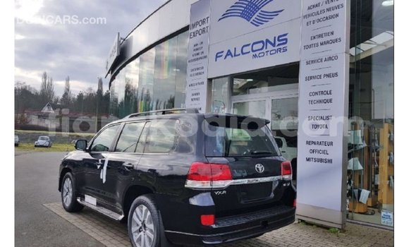 Acheter Import Voiture Toyota Land Cruiser Noir à Import - Dubai, Diana Acheter Import Voiture Toyota Land Cruiser Noir à Import - Dubai, Diana