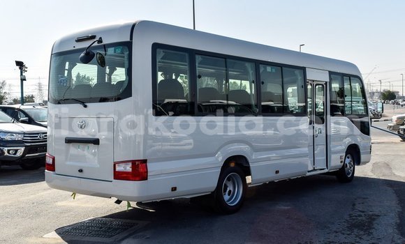 Hividy Toyota Coaster fotsy Car in Import - Dubai in Diana Hividy Toyota Coaster fotsy Car in Import - Dubai in Diana