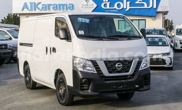 Hividy Nissan Urvan fotsy Car in Import - Dubai in Diana Hividy Nissan Urvan fotsy Car in Import - Dubai in Diana