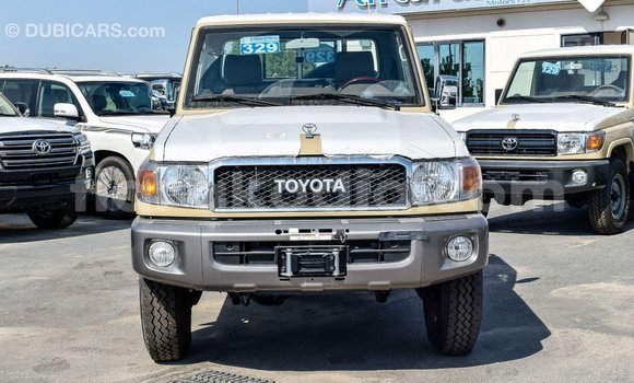 Hividy Toyota Land Cruiser beige Car in Import - Dubai in Diana Hividy Toyota Land Cruiser beige Car in Import - Dubai in Diana