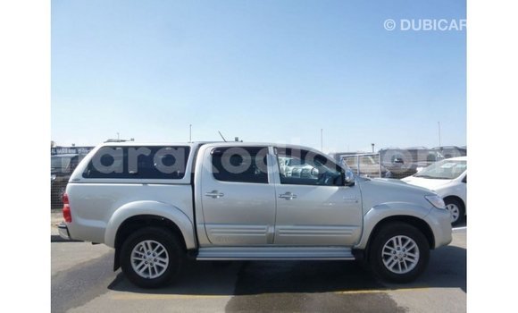 Acheter Import Voiture Toyota Hilux Autre à Import - Dubai, Diana Acheter Import Voiture Toyota Hilux Autre à Import - Dubai, Diana