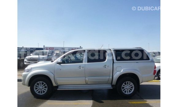 Acheter Import Voiture Toyota Hilux Autre à Import - Dubai, Diana Acheter Import Voiture Toyota Hilux Autre à Import - Dubai, Diana