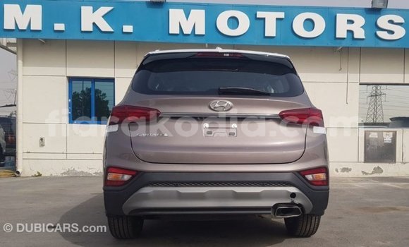 Hividy Hyundai Santa Fe Hafa Car in Import - Dubai in Diana Hividy Hyundai Santa Fe Hafa Car in Import - Dubai in Diana