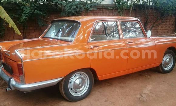 Acheter Occasion Voiture Peugeot 404 Autre à Antananarivo au Analamanga Acheter Occasion Voiture Peugeot 404 Autre à Antananarivo au Analamanga