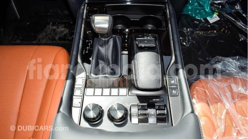 Big with watermark lexus lx diana import dubai 5952
