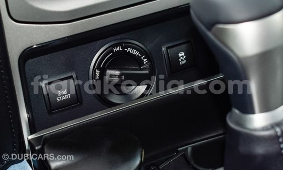 Acheter Import Voiture Toyota Prado Noir à Import - Dubai, Diana Acheter Import Voiture Toyota Prado Noir à Import - Dubai, Diana