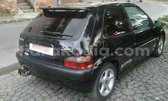 Acheter Occasion Voiture Citroen Saxo Noir à Antananarivo au Analamanga Acheter Occasion Voiture Citroen Saxo Noir à Antananarivo au Analamanga