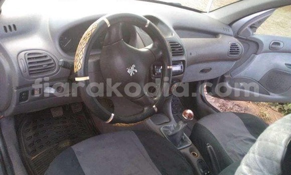 Acheter Occasion Voiture Peugeot 206 Beige à Antananarivo, Analamanga Acheter Occasion Voiture Peugeot 206 Beige à Antananarivo, Analamanga