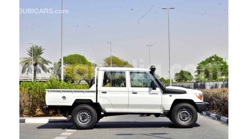 Big with watermark toyota land cruiser diana import dubai 5957