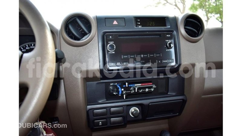 Big with watermark toyota land cruiser diana import dubai 5957