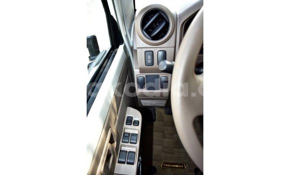 Buy Import Toyota Land Cruiser White Car in Import - Dubai in Diana Buy Import Toyota Land Cruiser White Car in Import - Dubai in Diana