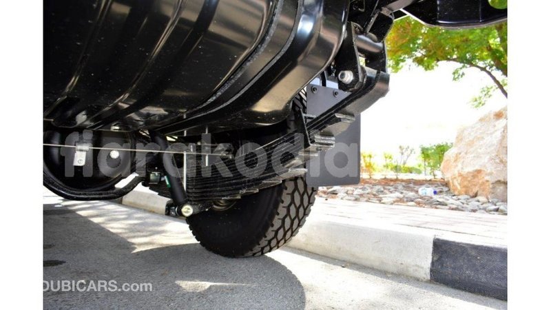 Big with watermark toyota land cruiser diana import dubai 5957