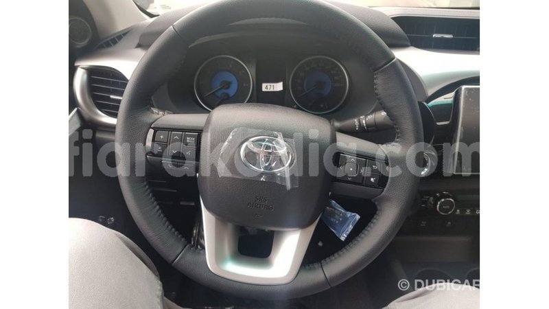 Big with watermark toyota hilux diana import dubai 5960