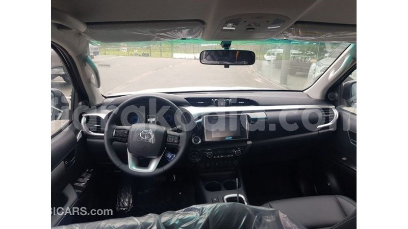 Big with watermark toyota hilux diana import dubai 5960