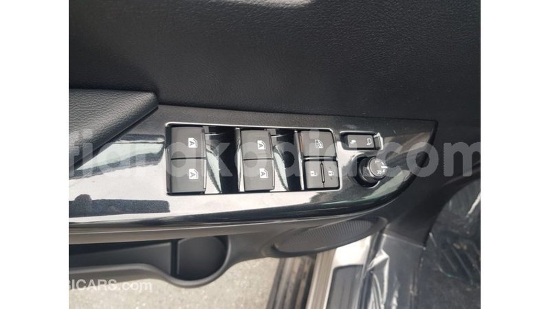 Big with watermark toyota hilux diana import dubai 5960