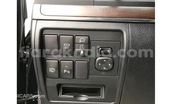 Acheter Import Voiture Toyota Land Cruiser Noir à Import - Dubai, Diana Acheter Import Voiture Toyota Land Cruiser Noir à Import - Dubai, Diana