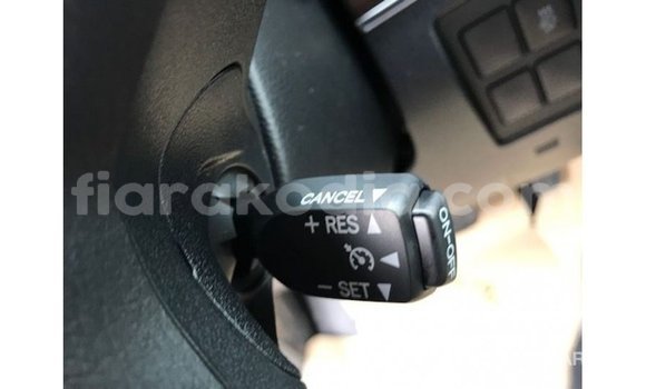 Acheter Import Voiture Toyota Land Cruiser Noir à Import - Dubai, Diana Acheter Import Voiture Toyota Land Cruiser Noir à Import - Dubai, Diana