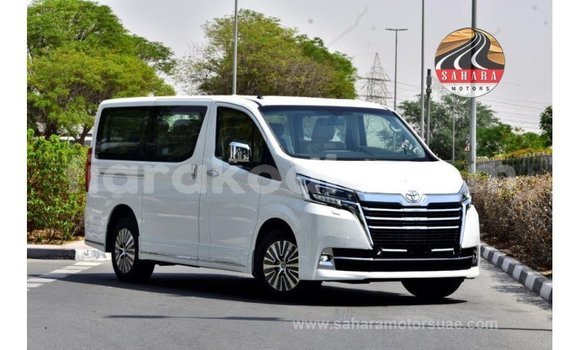 Buy Import Toyota Granvia White Car in Import - Dubai in Diana Buy Import Toyota Granvia White Car in Import - Dubai in Diana