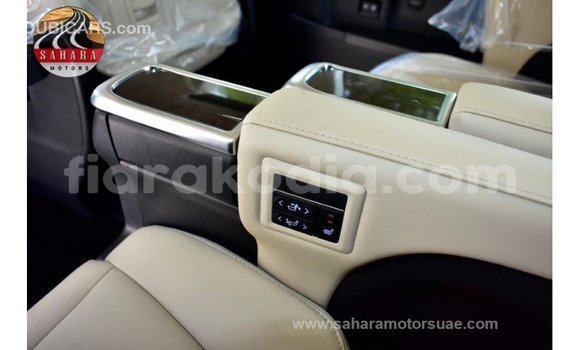 Buy Import Toyota Granvia White Car in Import - Dubai in Diana Buy Import Toyota Granvia White Car in Import - Dubai in Diana