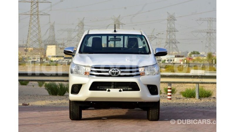 Big with watermark toyota hilux diana import dubai 5971