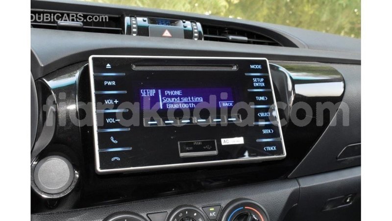 Big with watermark toyota hilux diana import dubai 5971